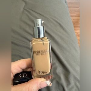 Dior forever skin glow foundation! Color 3N